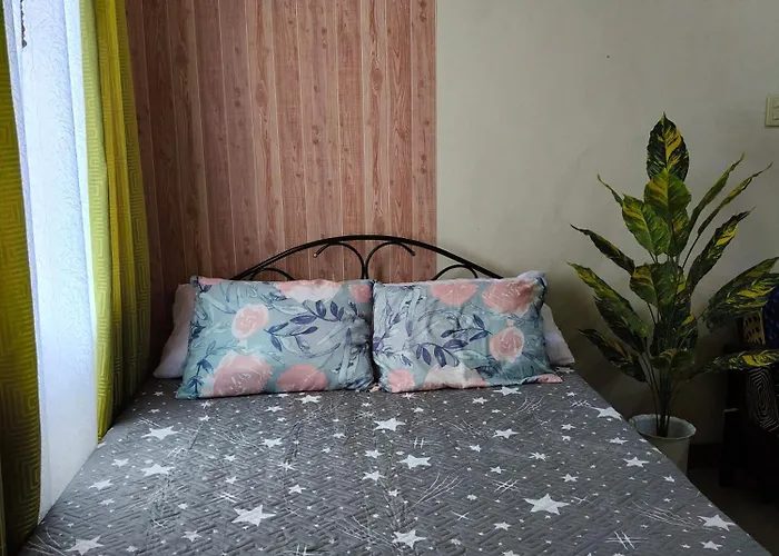 Guest house Deviente's Manila